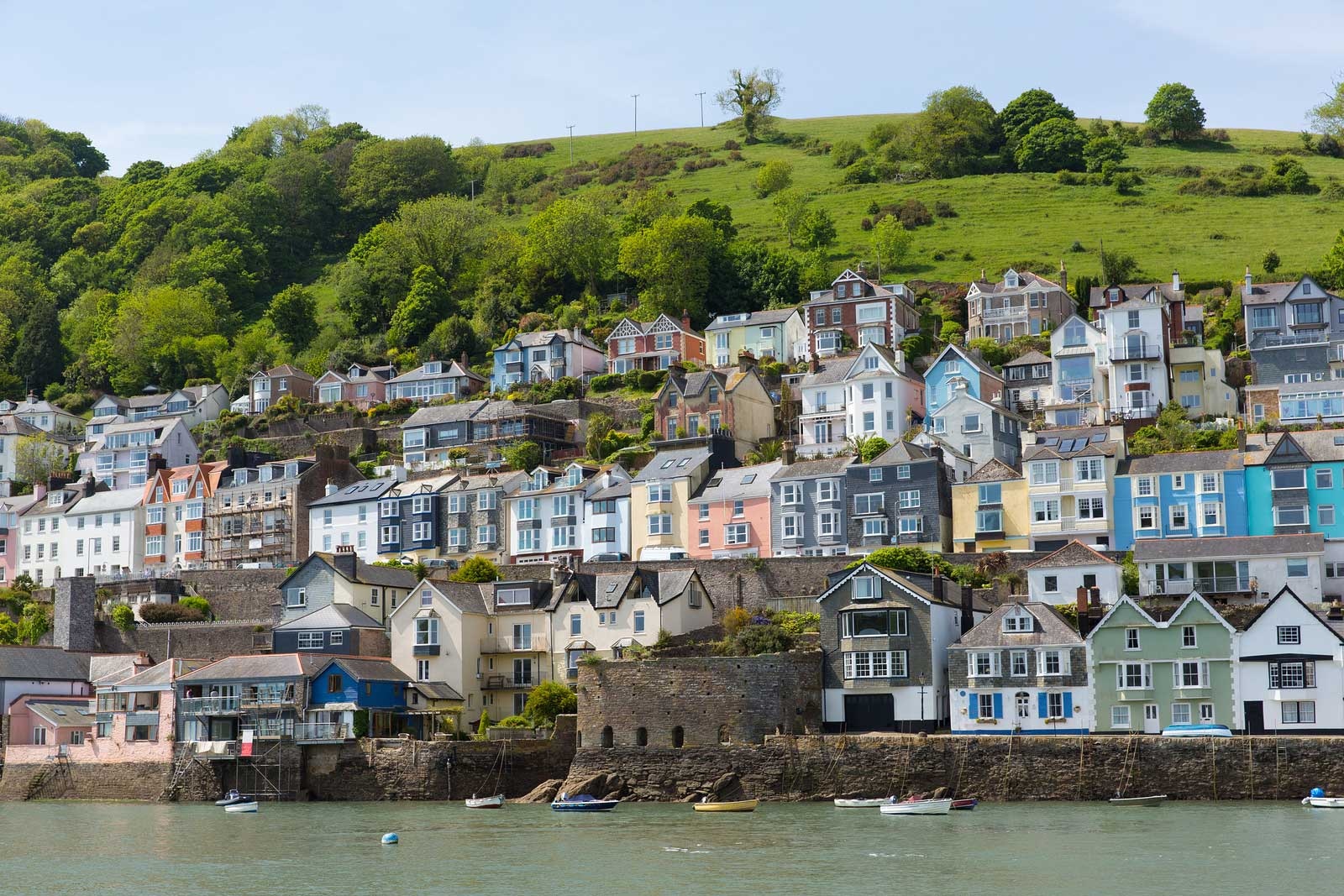 Experts urging people to invest in buy to let amid booming tourist market