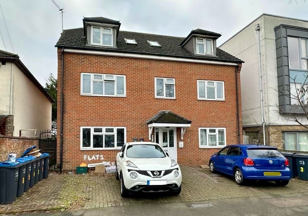 Flat 4, 90 Meopham Road, Mitcham, Surrey, CR4 1BJ