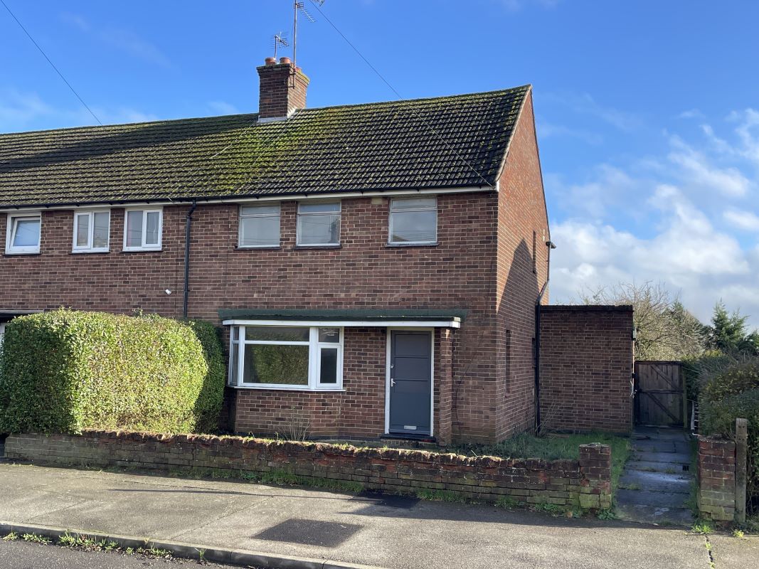 34 Fettledine Road, Irthlingborough, Wellingborough, Northamptonshire, NN9 5XF