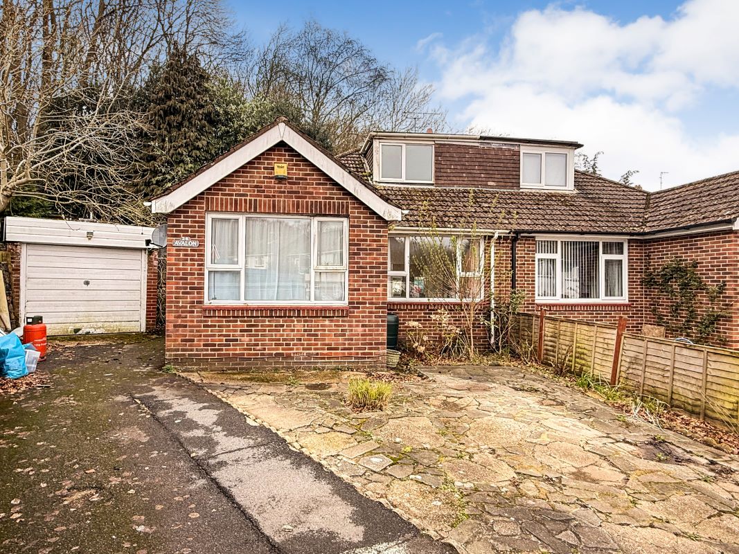 26 Hinton Crescent, Southampton, Hampshire, SO19 6GT