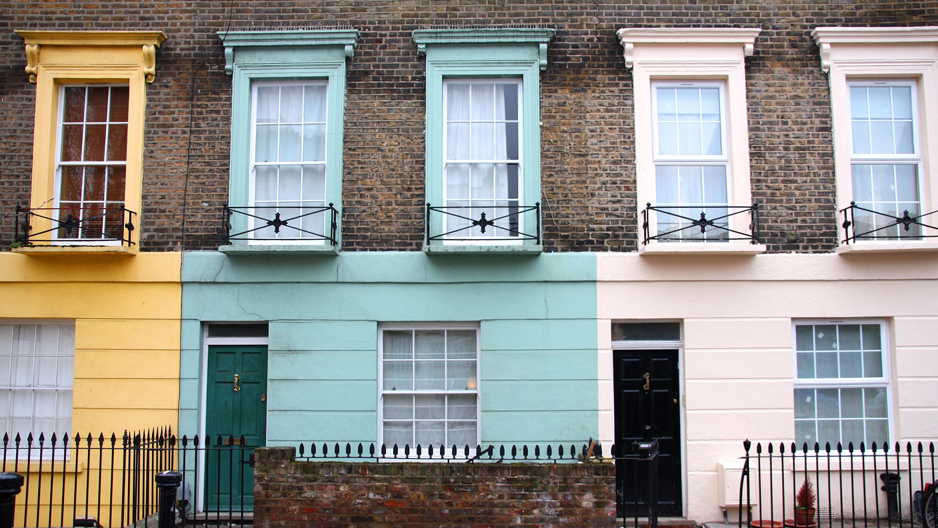 Why investors are turning to holiday let properties