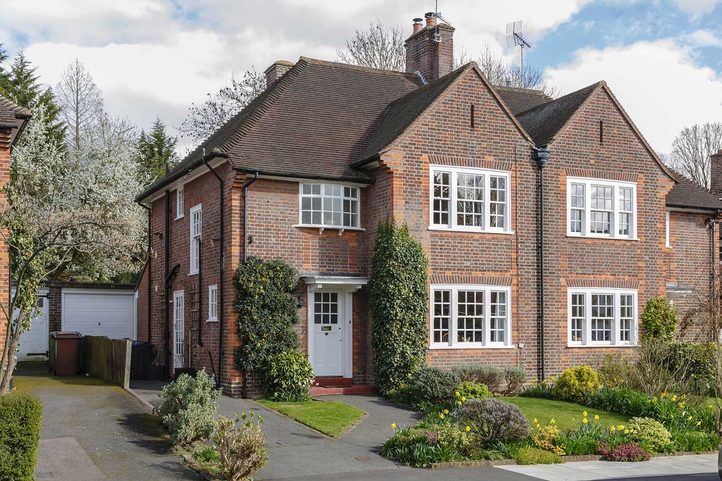 Five Tips For Investing In An HMO Auction House London five-tips-for-investing-in-an-hmo-auction-house-london